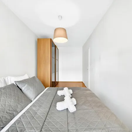 아파트 Modern Near Centre - Balcony 브라티슬라바